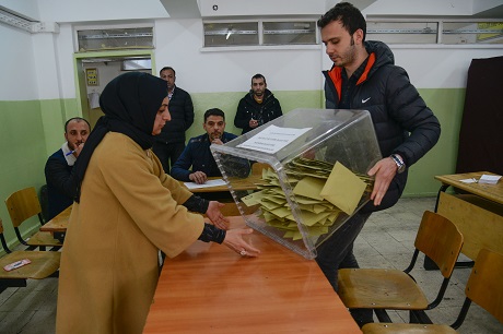 LIVE: Count underway in local Turkish elections