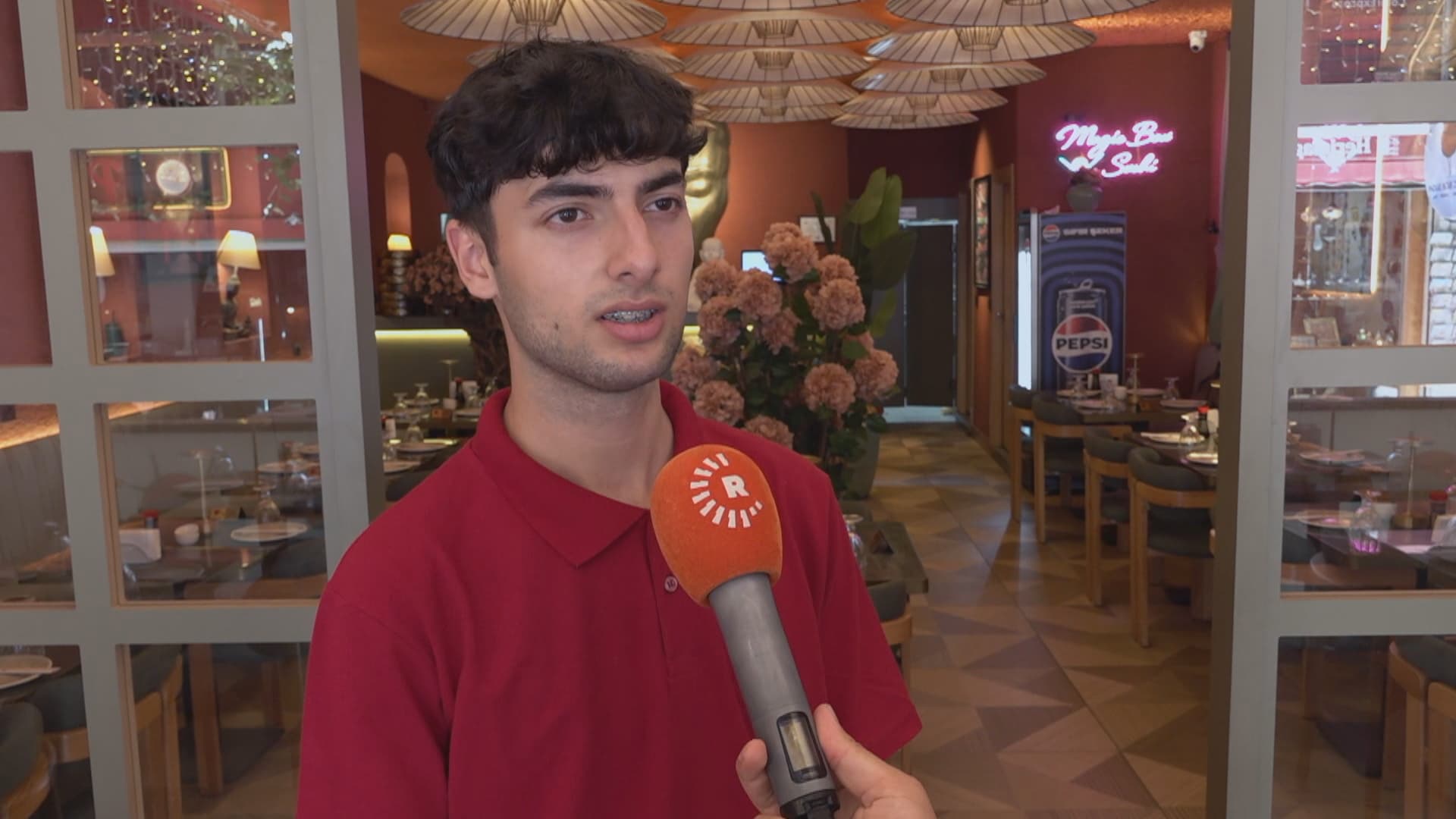 Betlaneya havînê tê: Xwendekar li şûna bêhnvedanê berê xwer didin karên giran