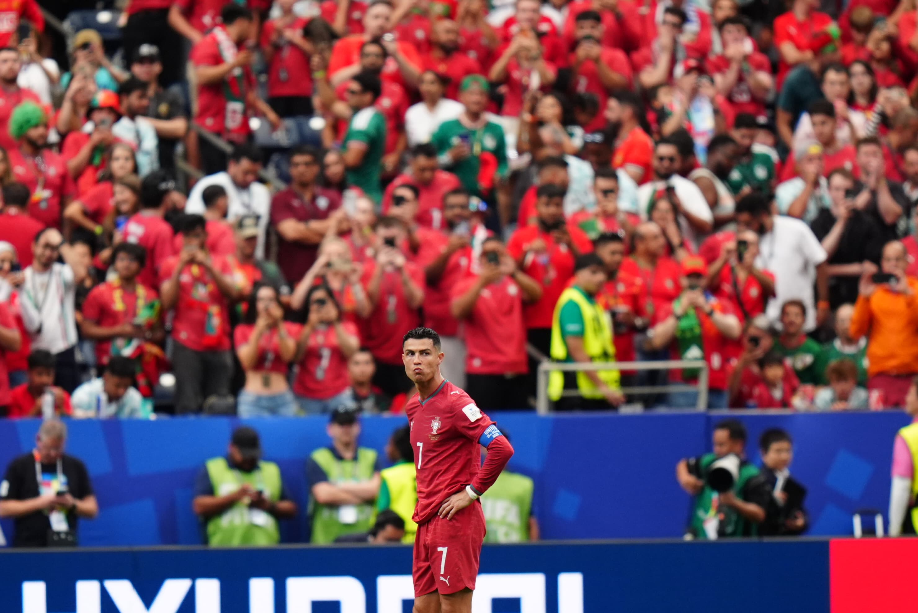 Ronaldo’lu Portekiz’e soğuk duş: Kongo Cumhuriyeti ilk puanını aldı