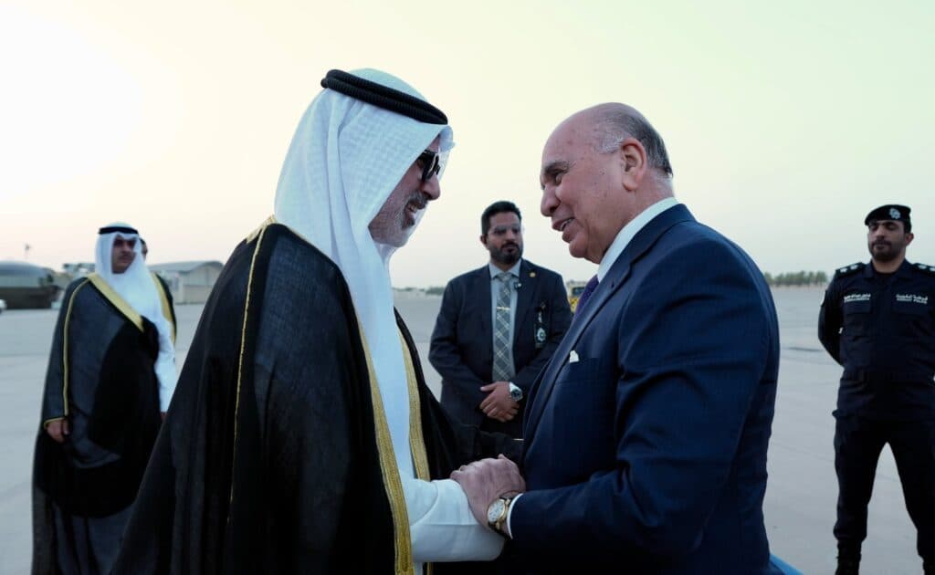 Iraqi FM visits Kuwait after Iranian attacks as Baghdad calls for regional dialogue