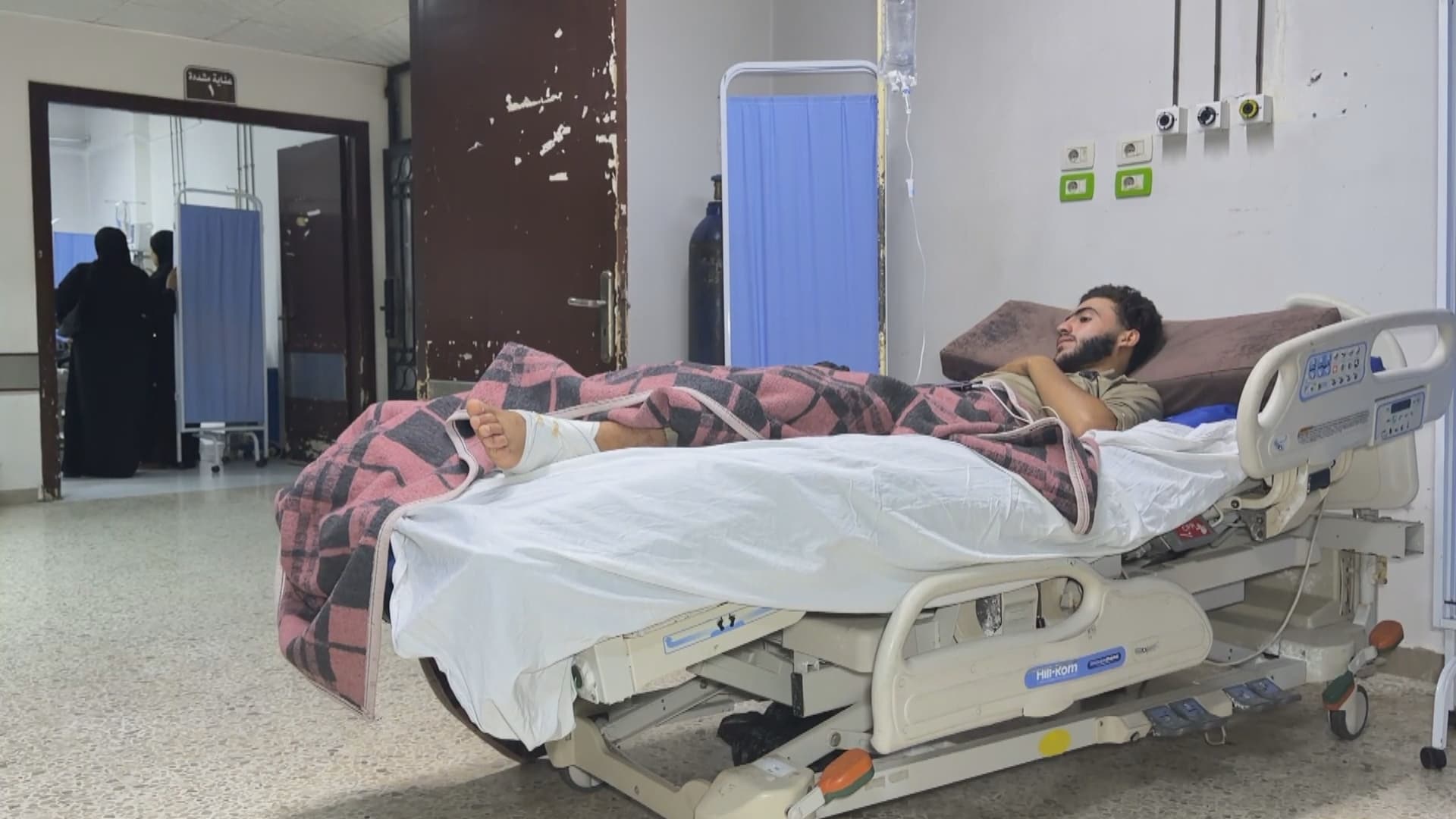 Syria bus collision: Survivors recount moment of impact