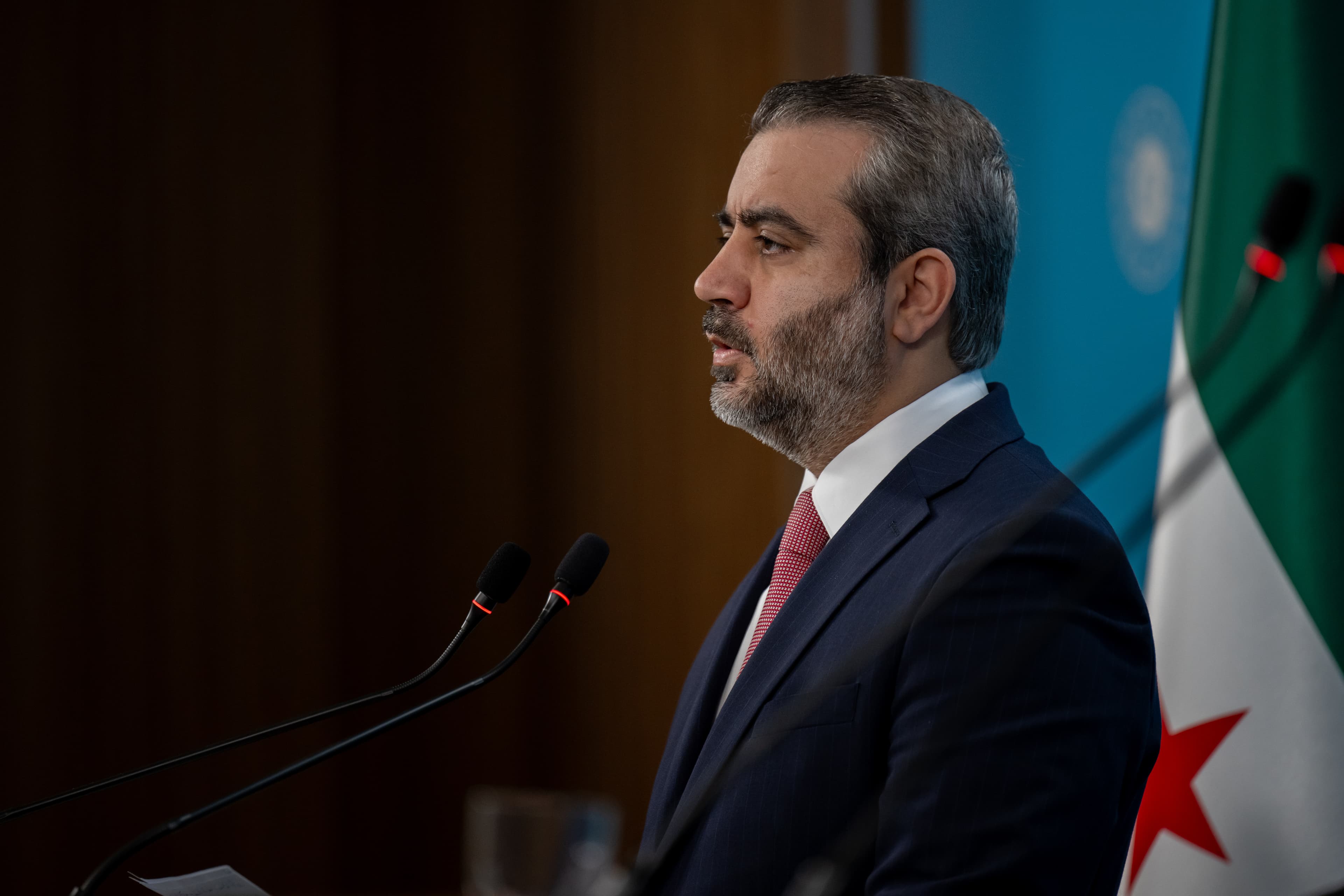 وەزیری دەرەوەی سووریا: پاڵپشتیی عێراق دەکەین بۆ کۆکردنەوەی چەک لەدەستی دەوڵەت