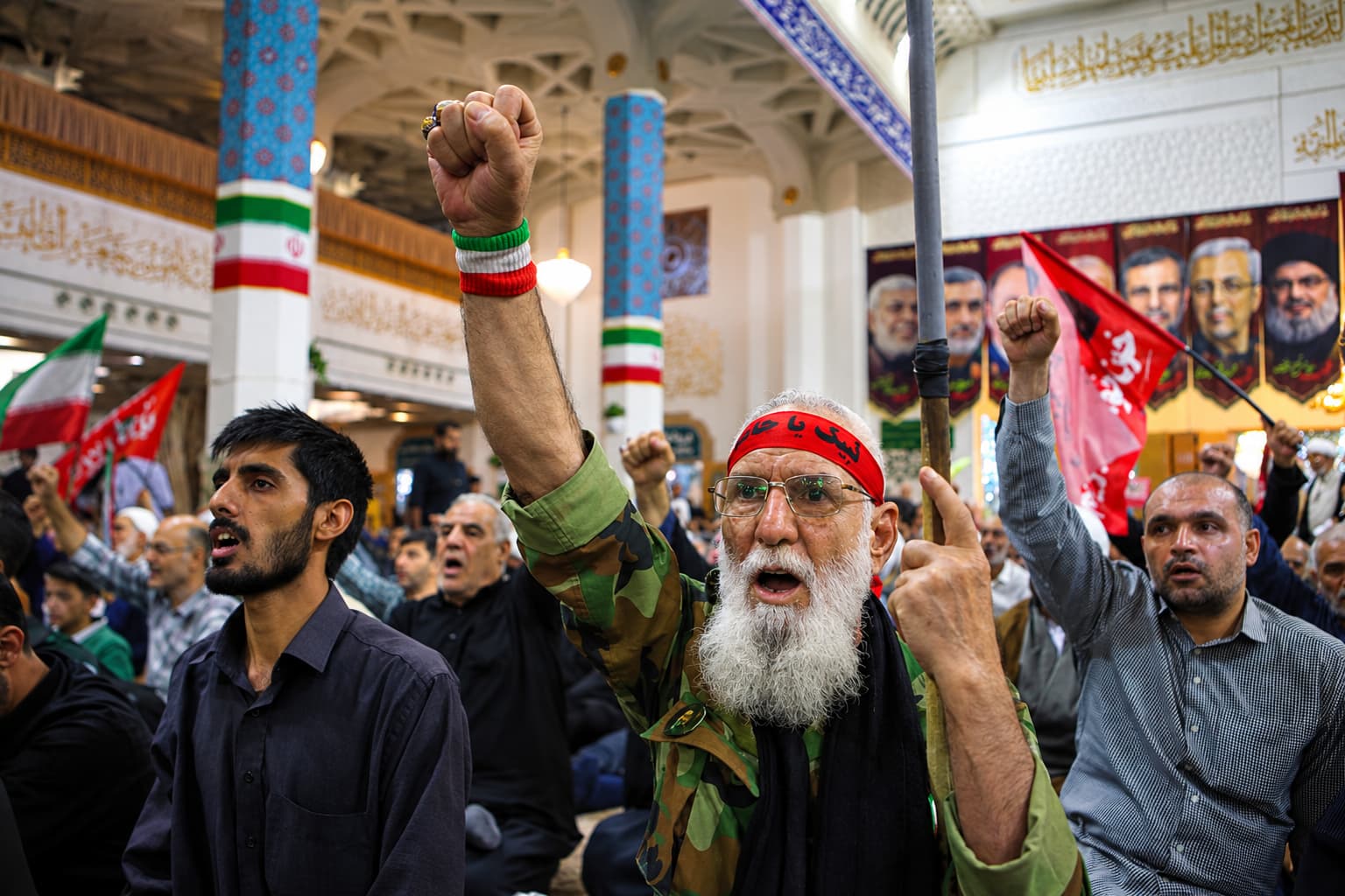 Iran to deploy several hundred thousand vigilantes fearing internal unrest