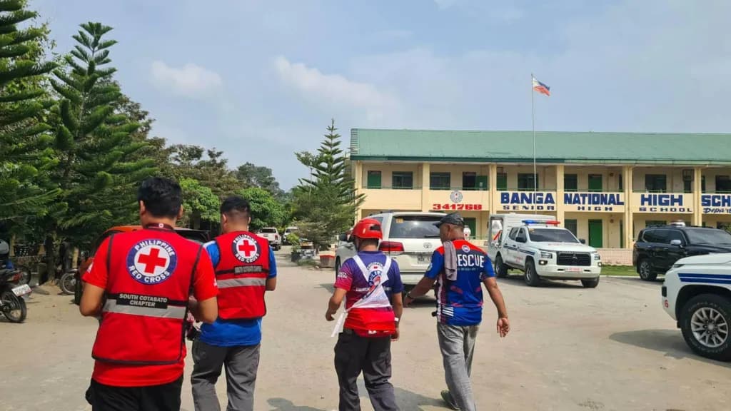 Filipinler'de okul saldırısı: 6 öğrenci öldü, 17 kişi yaralandı