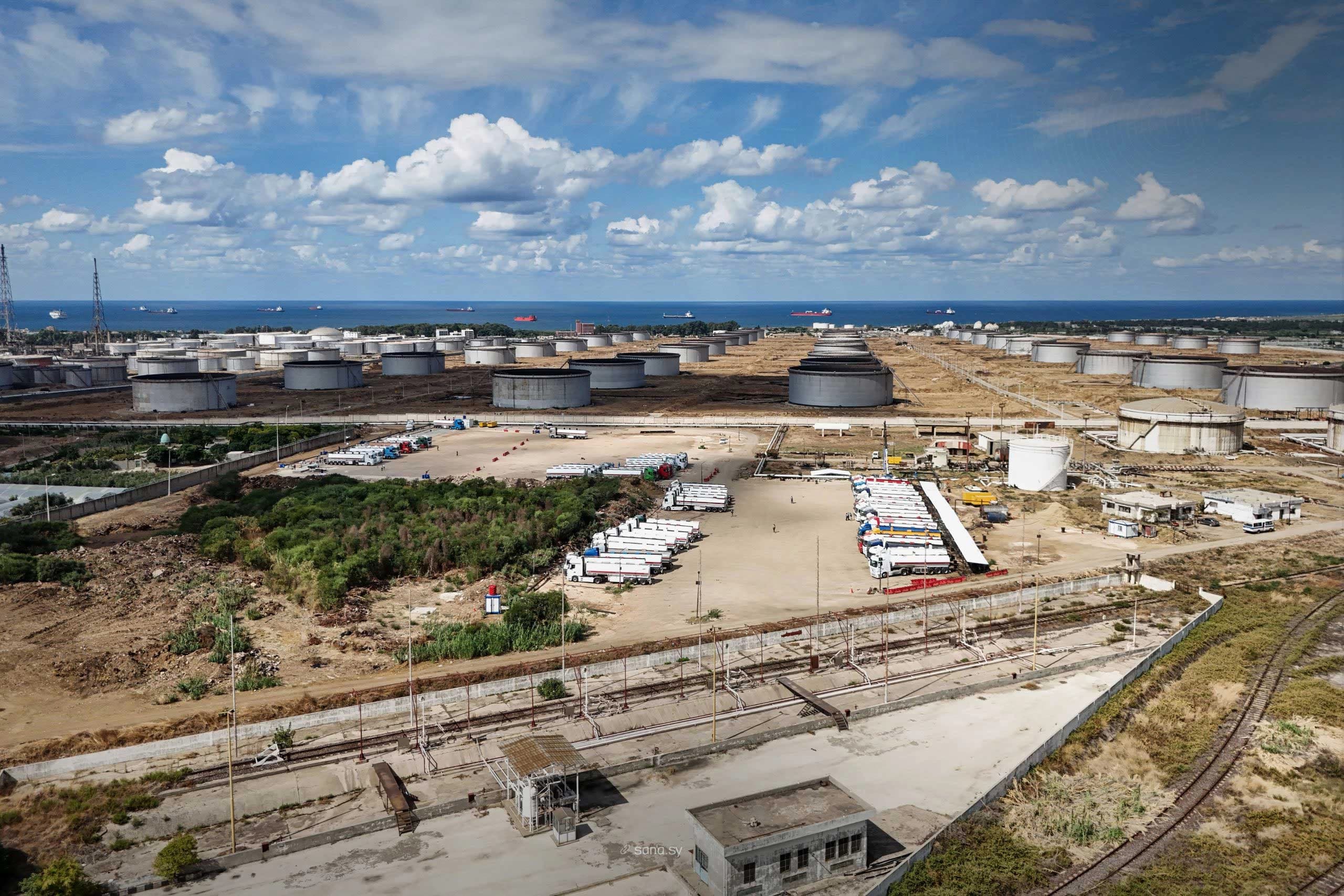 Syria begins gasoline shipments to Iraq via Baniyas terminal