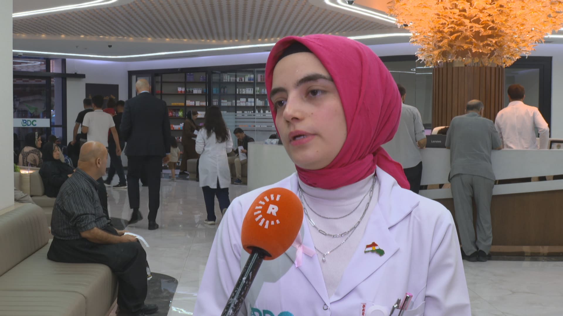 نوێنەرێکی سەنتەری پزیشکیی بایۆ بۆ خانمان؛ هەر نیشانەیەکتان هەبوو، پشتگوێی مەخەن