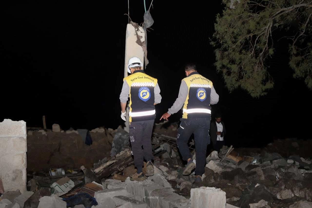 Syria closes Jordan border crossing after airstrikes kill seven civilians