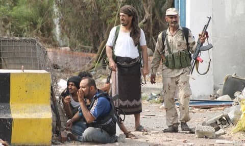 Yemeni troops and fighters have driven Shia rebels out of two major neighbourhoods in the southern port city of Aden. Photo : AP