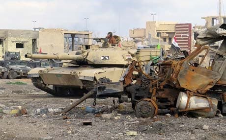 An Iraqi tank in Ramadi. Photo: AFP