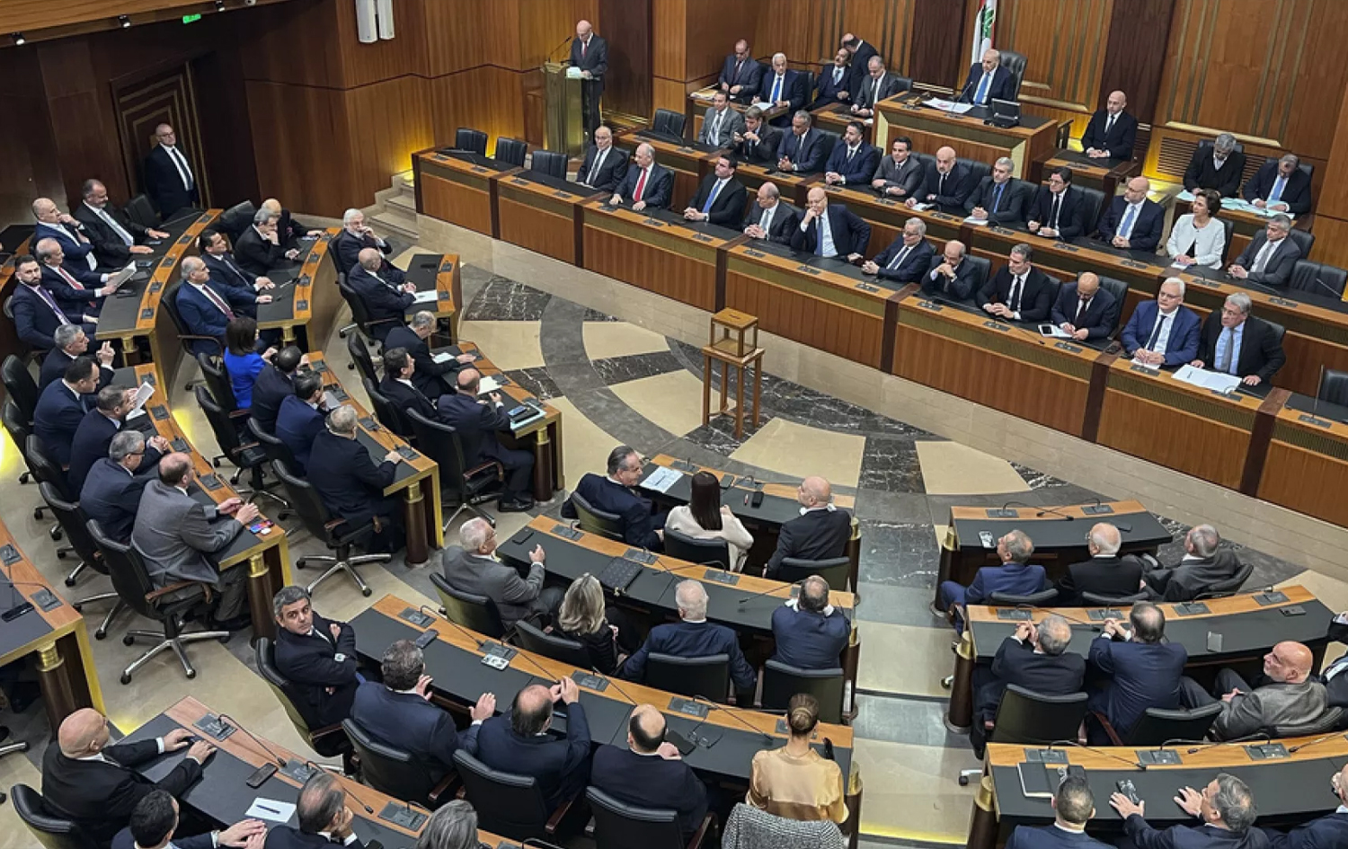 Foto: Lübnanlı milletvekilleri, 9 Ocak 2025 Perşembe günü Lübnan'ın Beyrut kentindeki parlamento binasında yeni cumhurbaşkanını seçmek üzere toplandı - © Hussein Malla/ AP