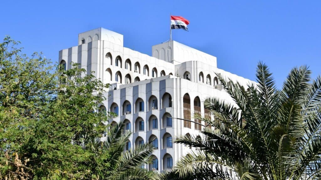 Iraq welcomes US-Iran understanding, urges full reopening of Hormuz Strait