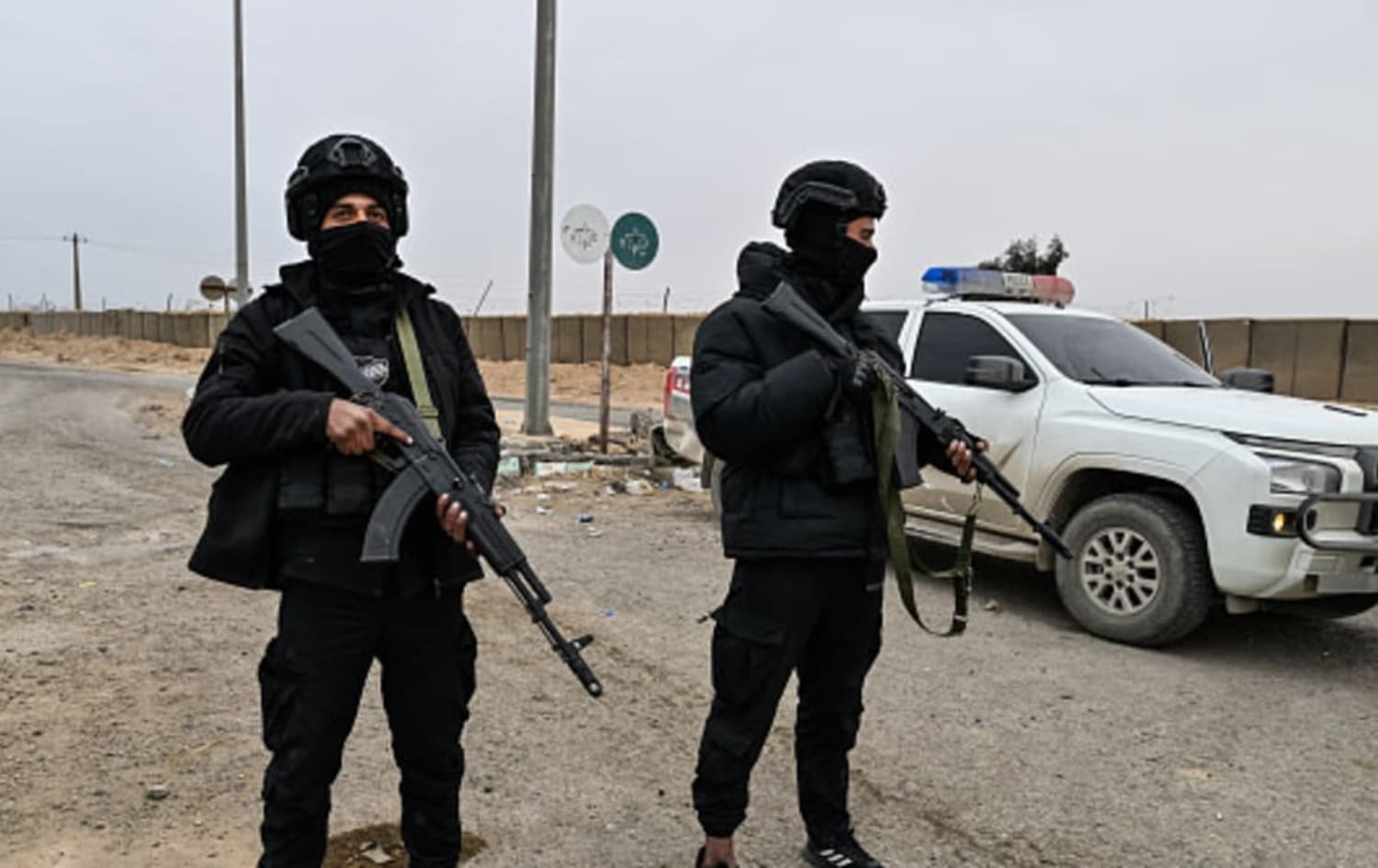 Suriye'nin Rakka vilayetinde düzenlenen intihar saldırısında 2 güvenlik görevlisi öldü