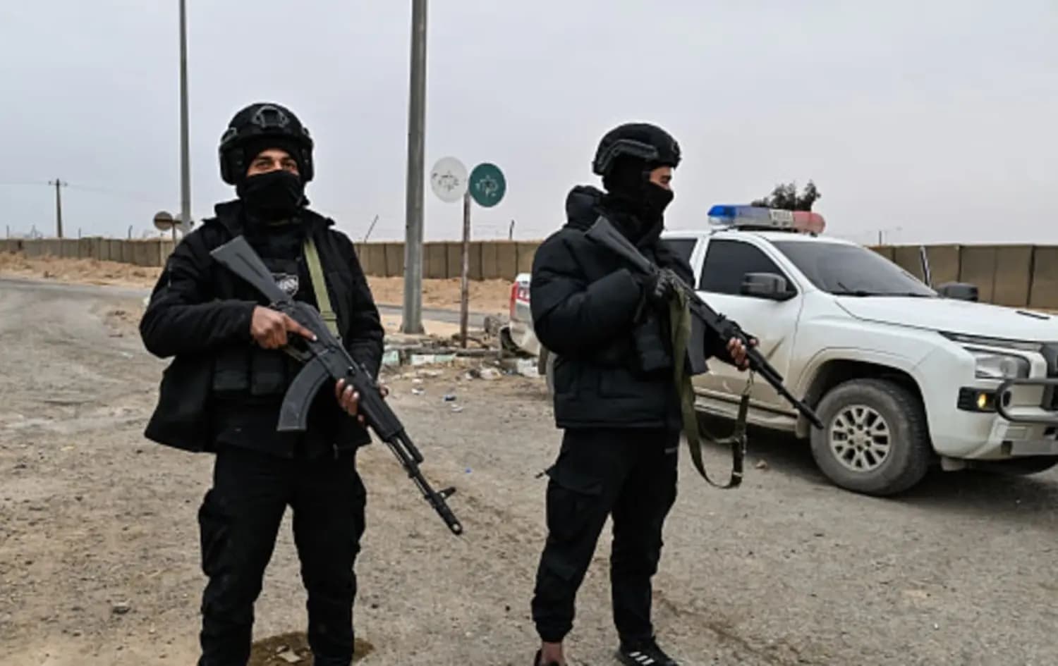 Çekdarên DAIŞê êrişî navendeke hêzên ewlehiyê kir