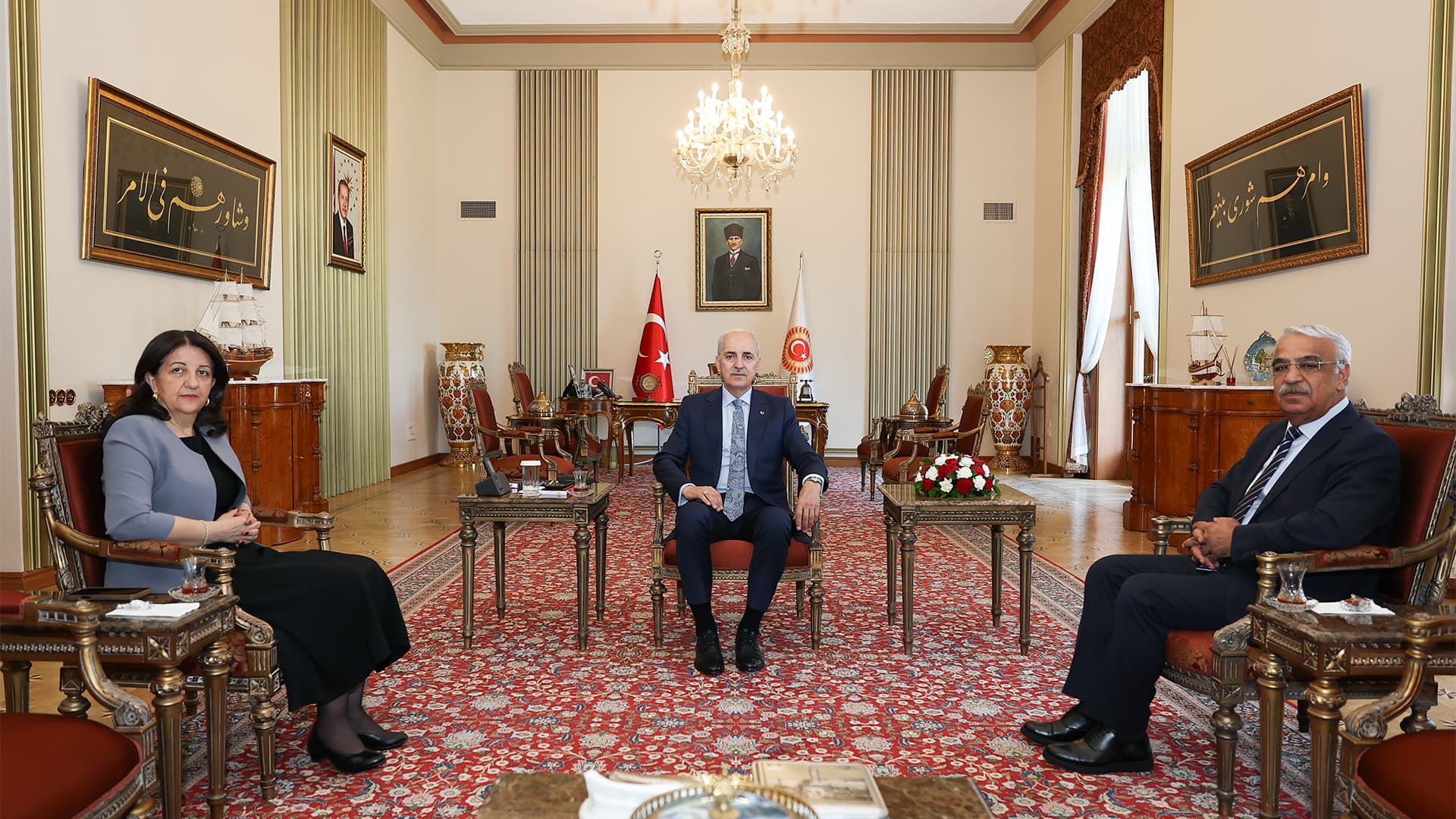 Şandeya Îmraliyê li Parlamentoyê bi Numan Kurtulmuş re civiya