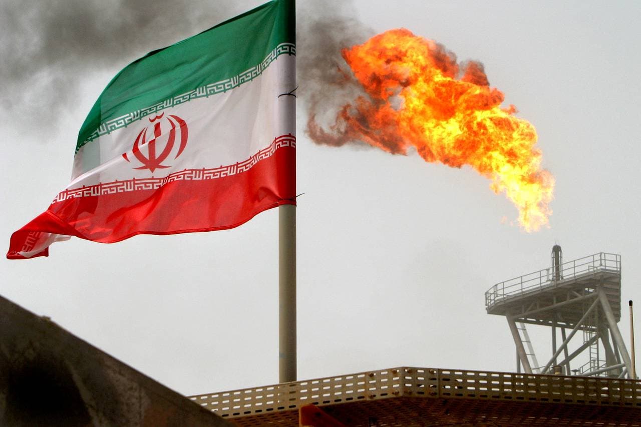 راپۆرتێک: ئیدی ئێران دەتوانێت نەوت بفرۆشێ