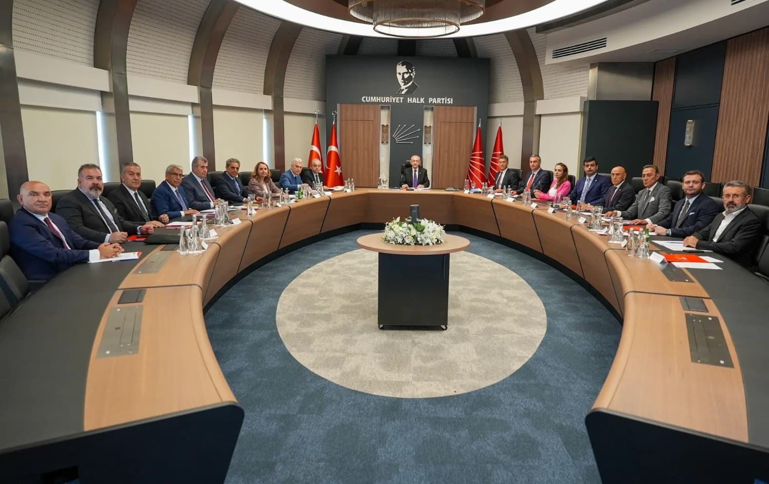 دادگەی باڵای تورکیا دەرکردنی 9 پەرلەمانتاری جەهەپەی پەسندکرد