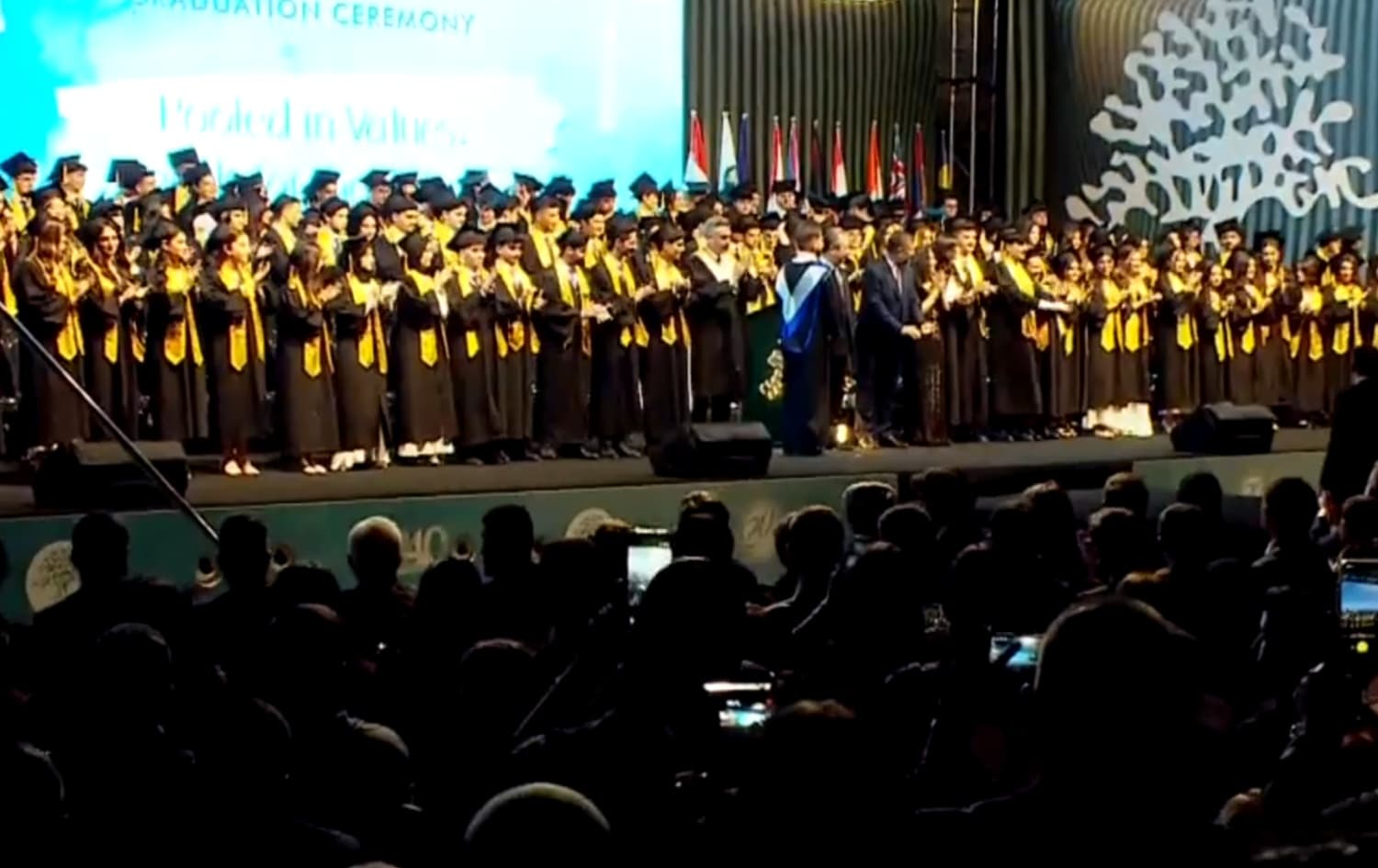 Erbil'deki Choueifat Uluslararası Koleji 14'üncü dönem mezunlarını verdi