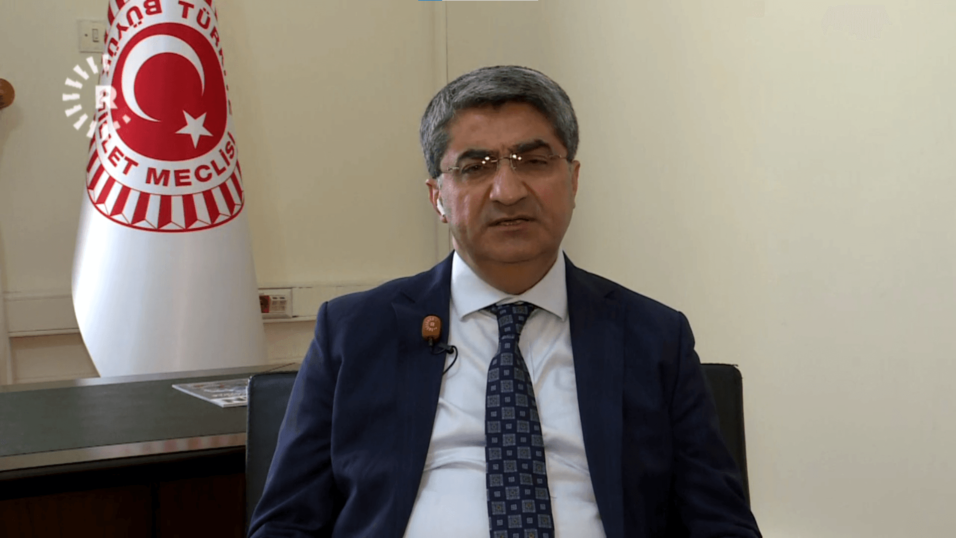جێگری سەرۆکی فراکسیۆنی رێگەی نوێی تورکیا: ناکۆکی لەبارەی گەڕانەوەی ئەندامانی پەکەکە هەیە