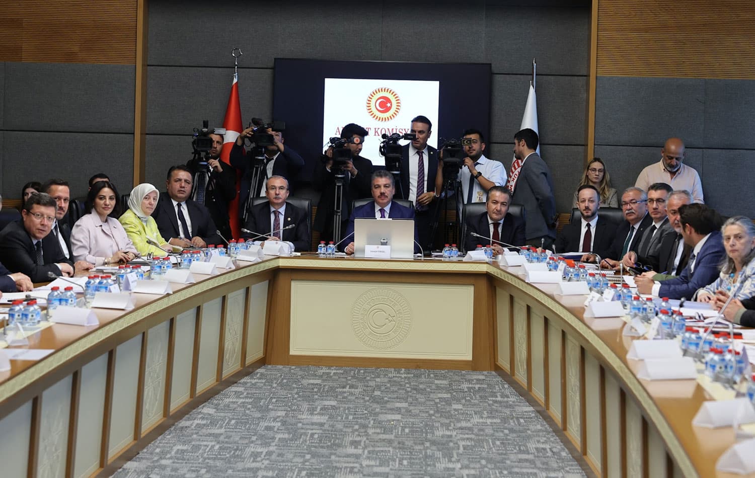 12. Yargı Paketi komisyondan geçti: İBAN düzenlemesi eklendi