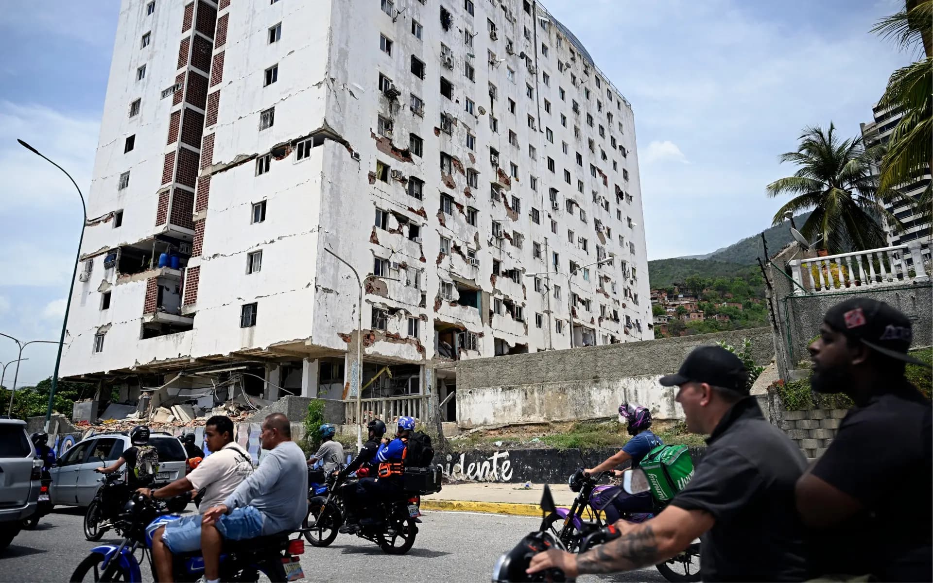 Li Venezuelayê erd hejiya: Amerîka alîkariyê dişîne