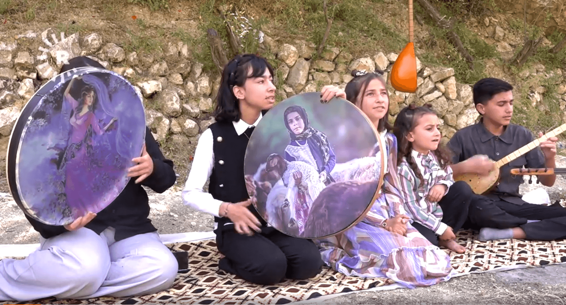 Şengalli gençler zengin folklorlarını müzikle yaşatıyor