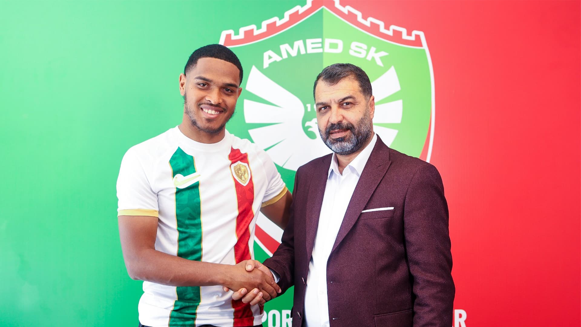 Amedsporê lîstikvanekî nû transfer kir