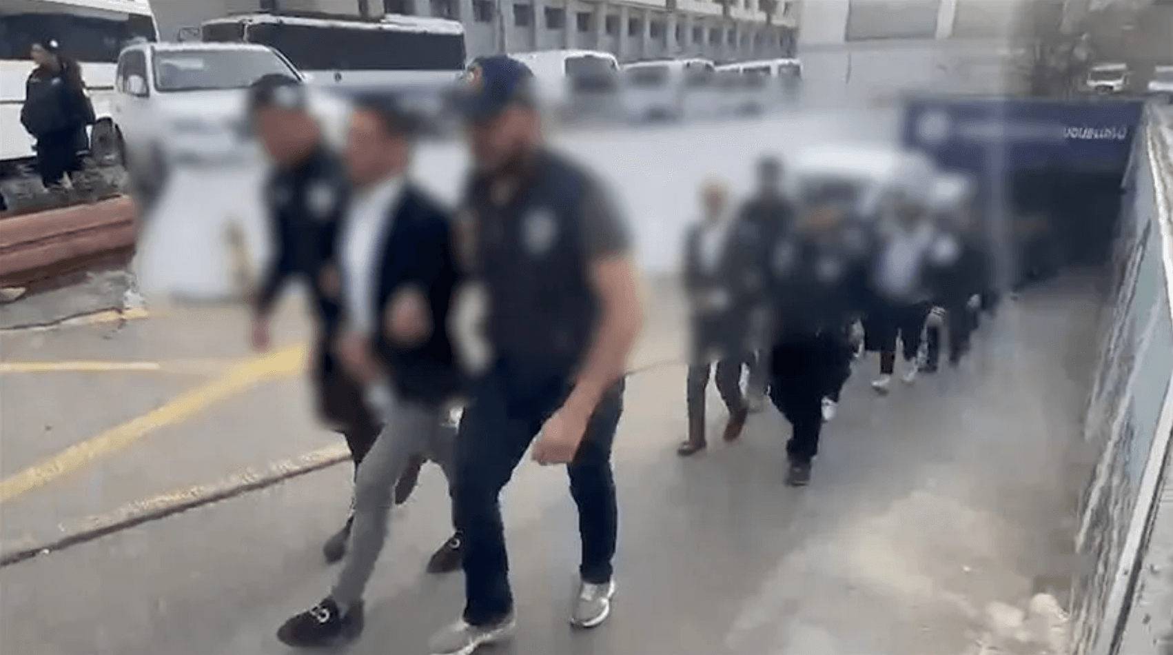 İstanbul merkezli yasa dışı bahis operasyonu: 37 gözaltı, 32 şirkete el konuldu