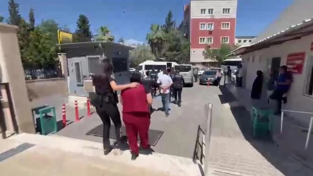 Li Rihayê 5 fêlbazên ku 85 kes xapandibûn hatin girtin