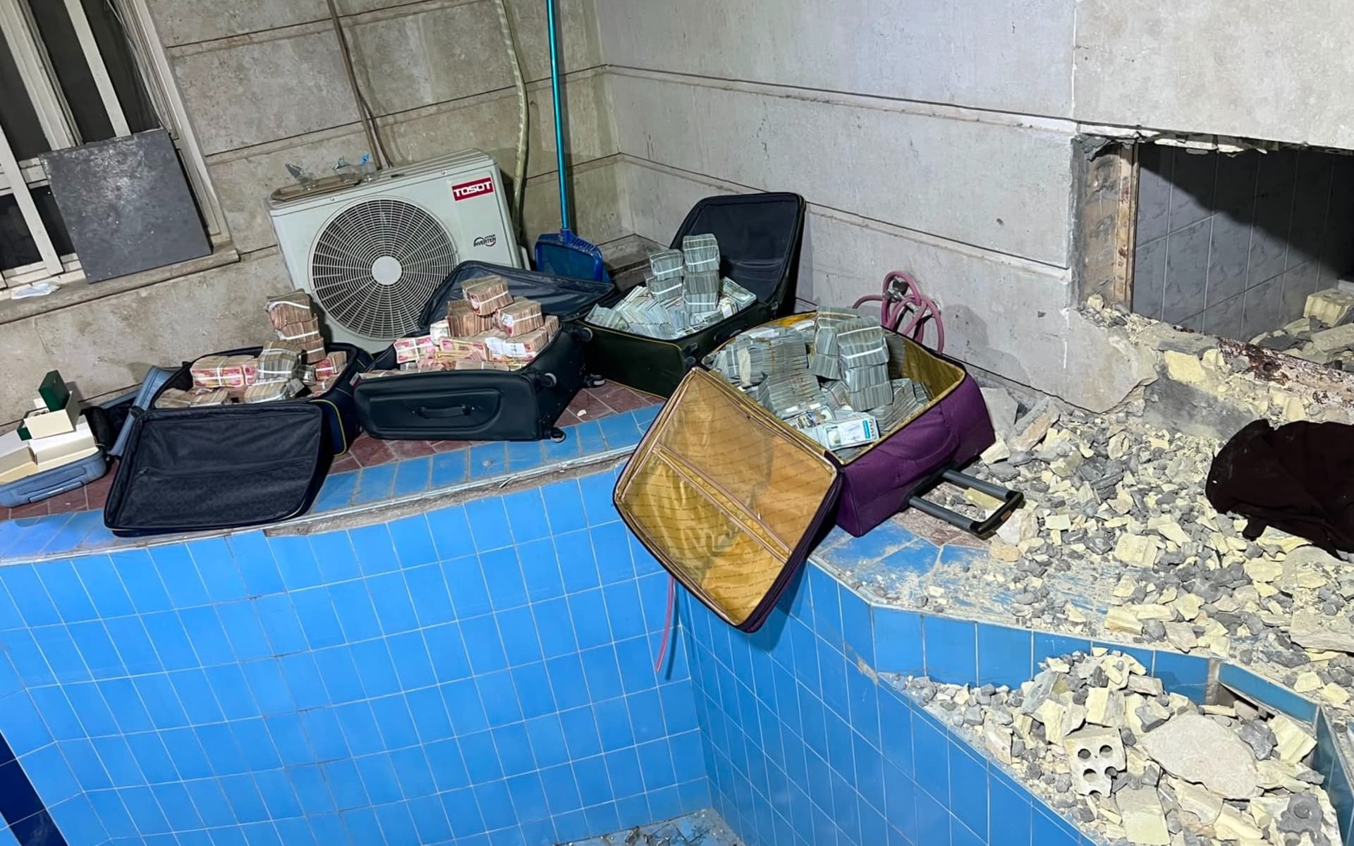 هەڵمەتی بەرەبەیان؛ لە ماڵی پێنج تۆمەتباردا دەست بەسەر 22 ملیۆن دۆلار و 124 ملیار دیناردا گیراوە