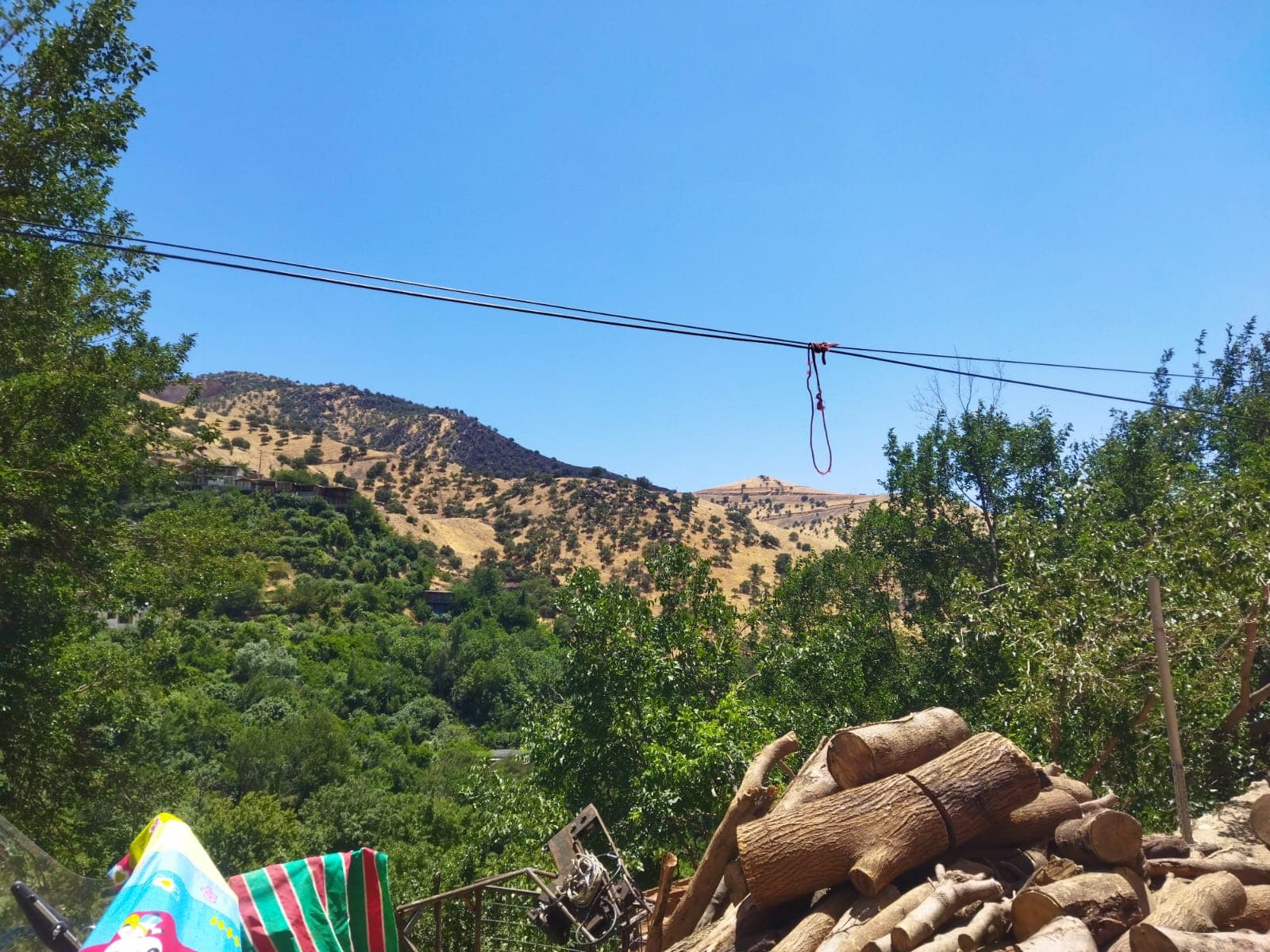 لە ناوچەی زەڵمی هەورامان ئاگر کەوتەوە و چەندین داری سرووشتی سووتان
