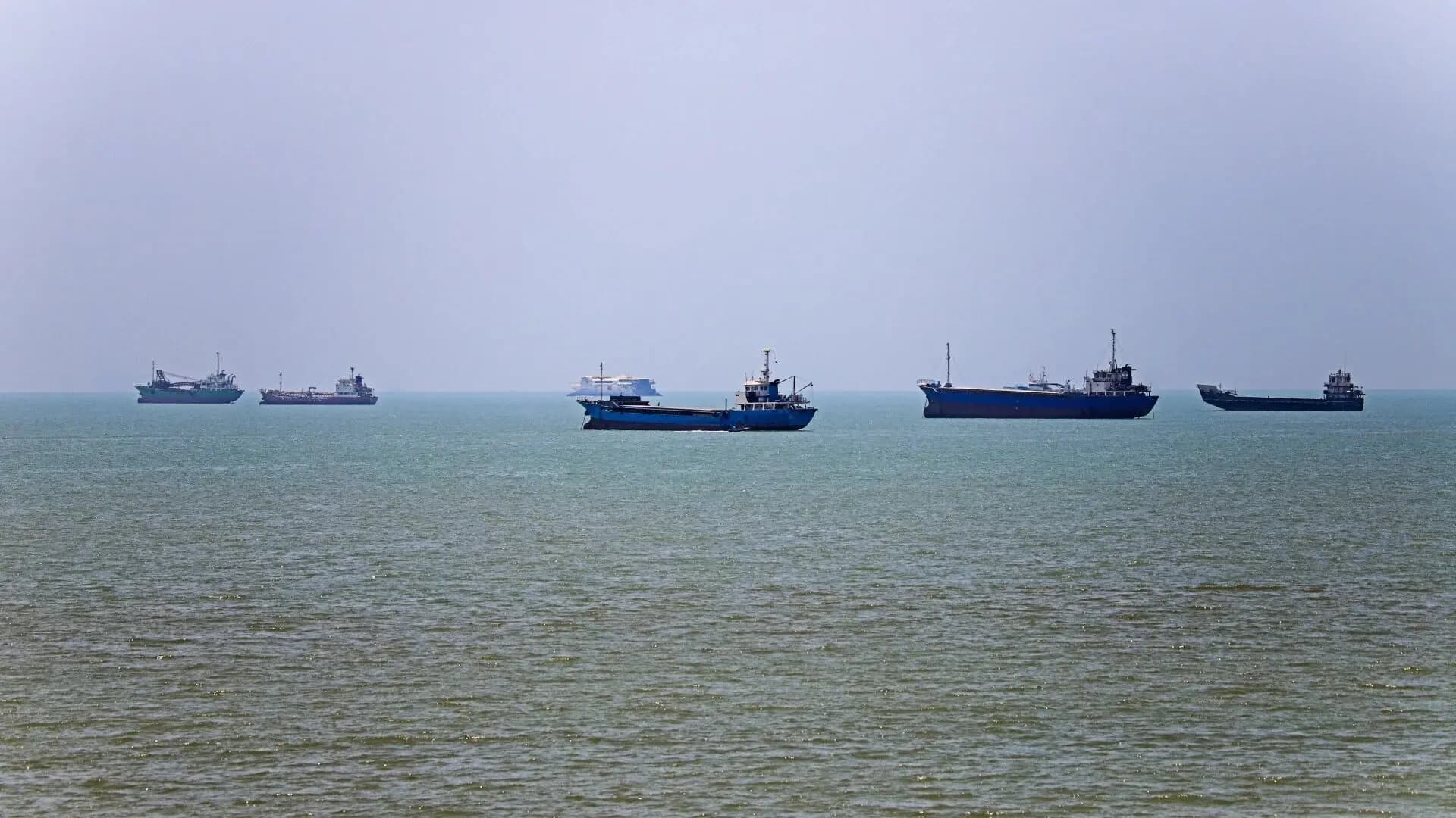 Katar'dan İran'a suçlama: Hürmüz’deki tanker saldırısından Tahran sorumlu
