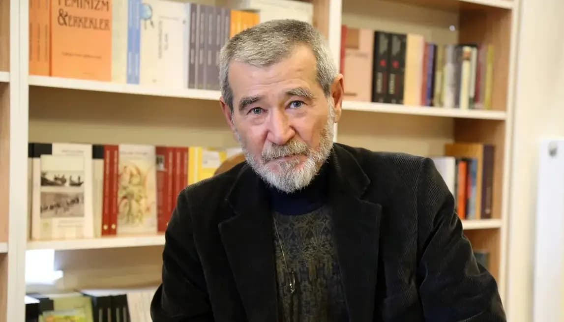 Helbestvanê navdar Ahmet Tellî mir