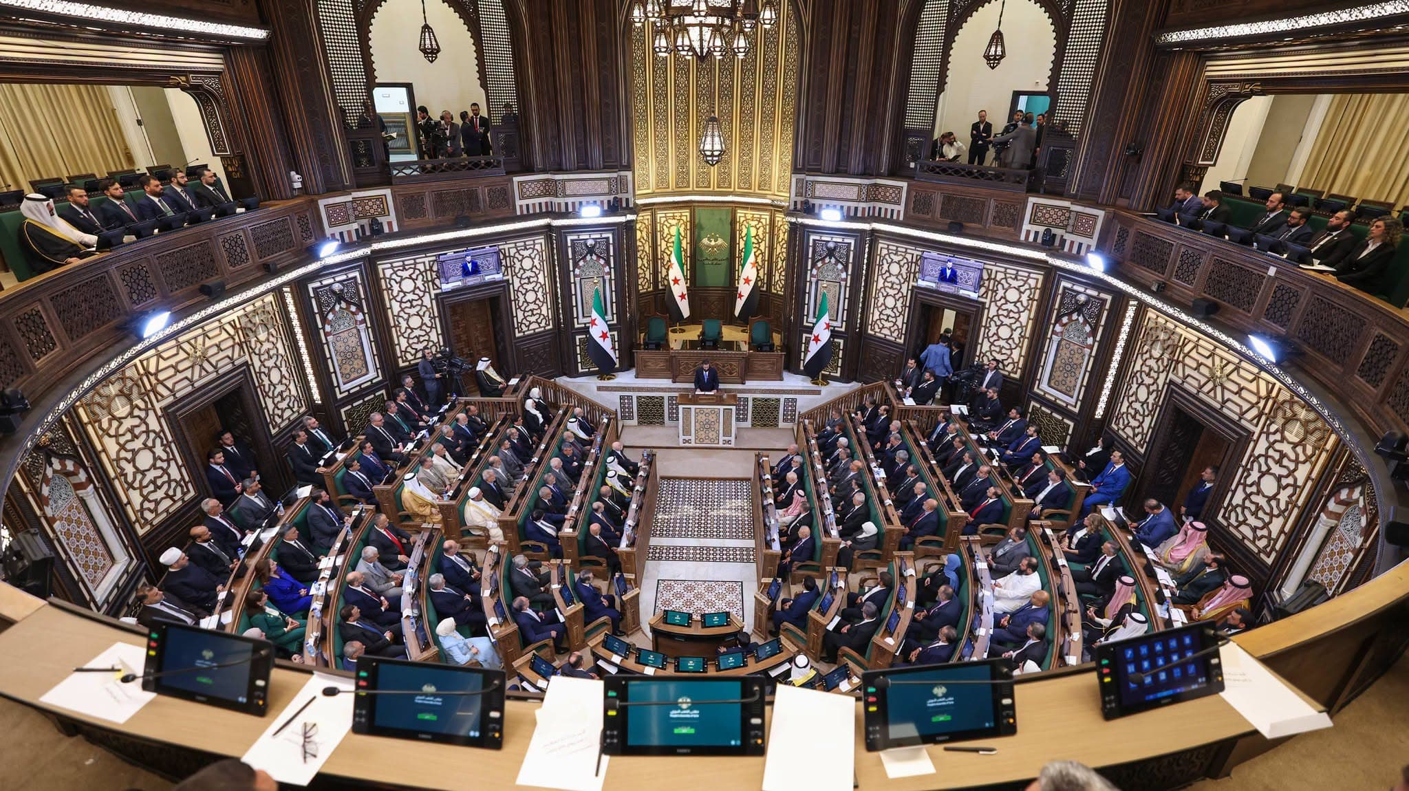 یەکەم دانیشتنی پەرلەمان. وێنە: میدیای فەرمیی سووریا