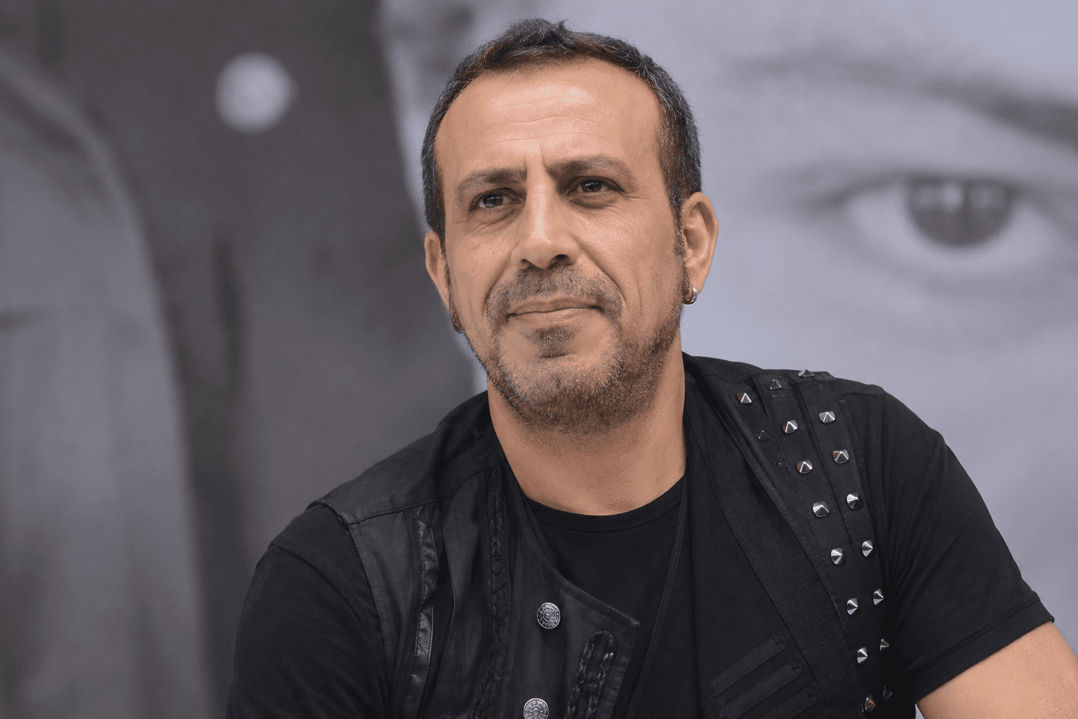 هونەرمەندێکی دیاری تورکیا بە تۆمەتی سپیکردنەوەی پارە دەستگیرکرا