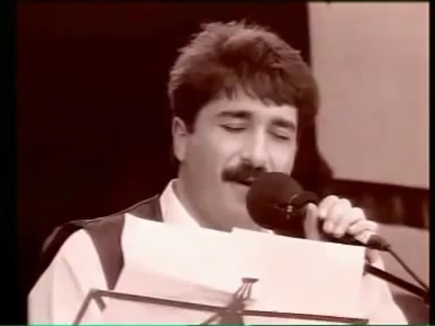 Hozan Serhad hat bibîranîn
