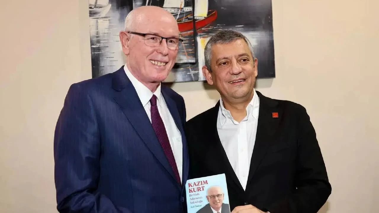 CHP’li belediye başkanı istifa etti: ‘Özgür Özel ile birlikte yürümeye karar verdik’