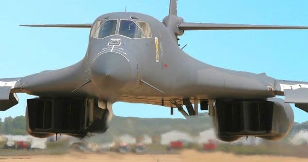‘ABD İran'da yeniden B-1 bombardıman uçakları kullanmaya başladı’