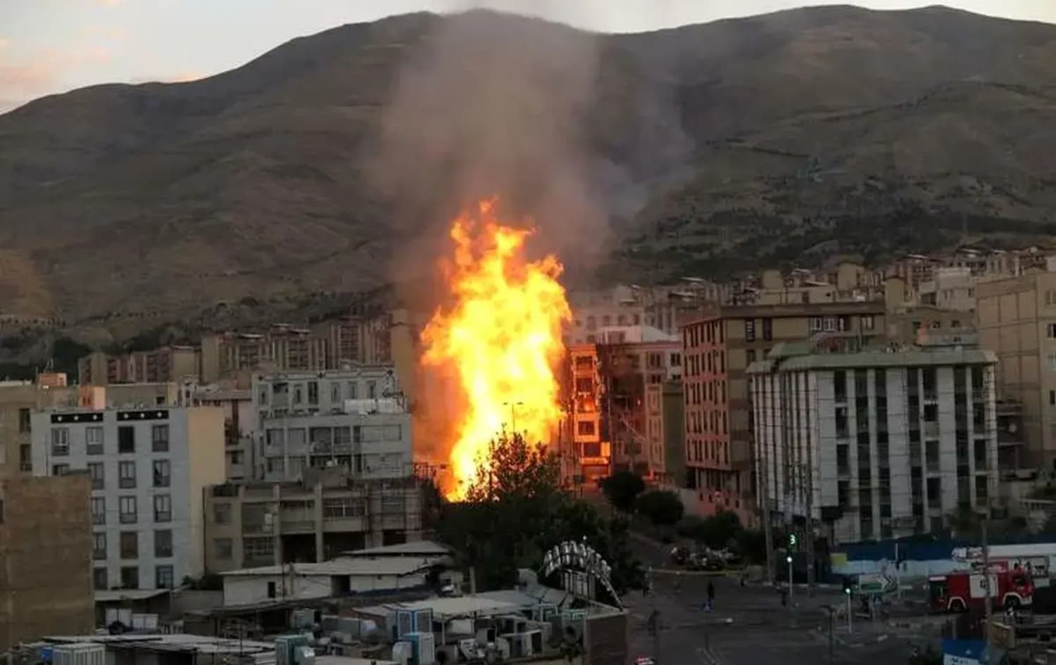 ABD'nin Rojhılat'ın Luristan eyaletine saldırısında 2 kişi yaralandı