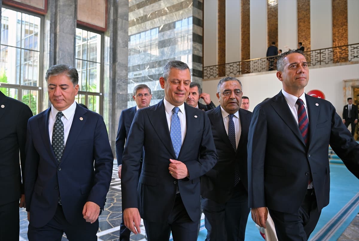 YENİ Parti'nin Meclis yönetimi belli oldu