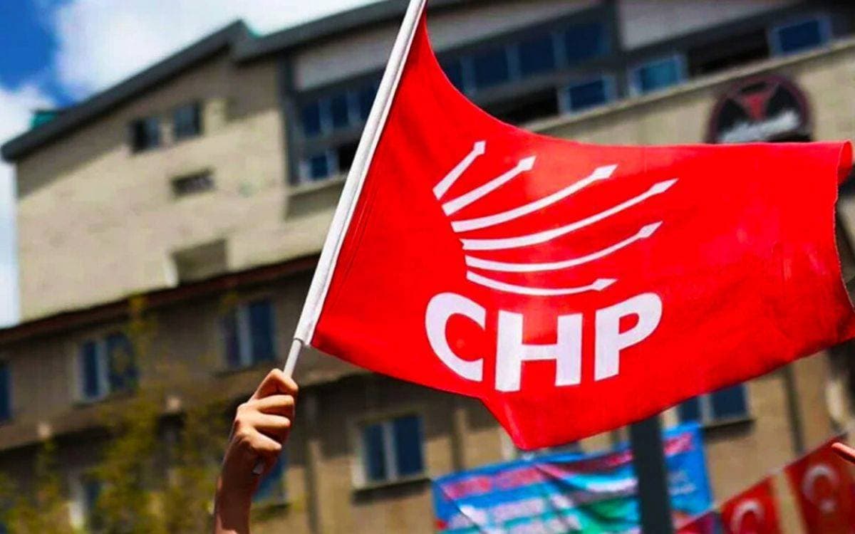 “CHP'li üç belediye başkanı hafta sonu AK Parti’ye katılabilir”