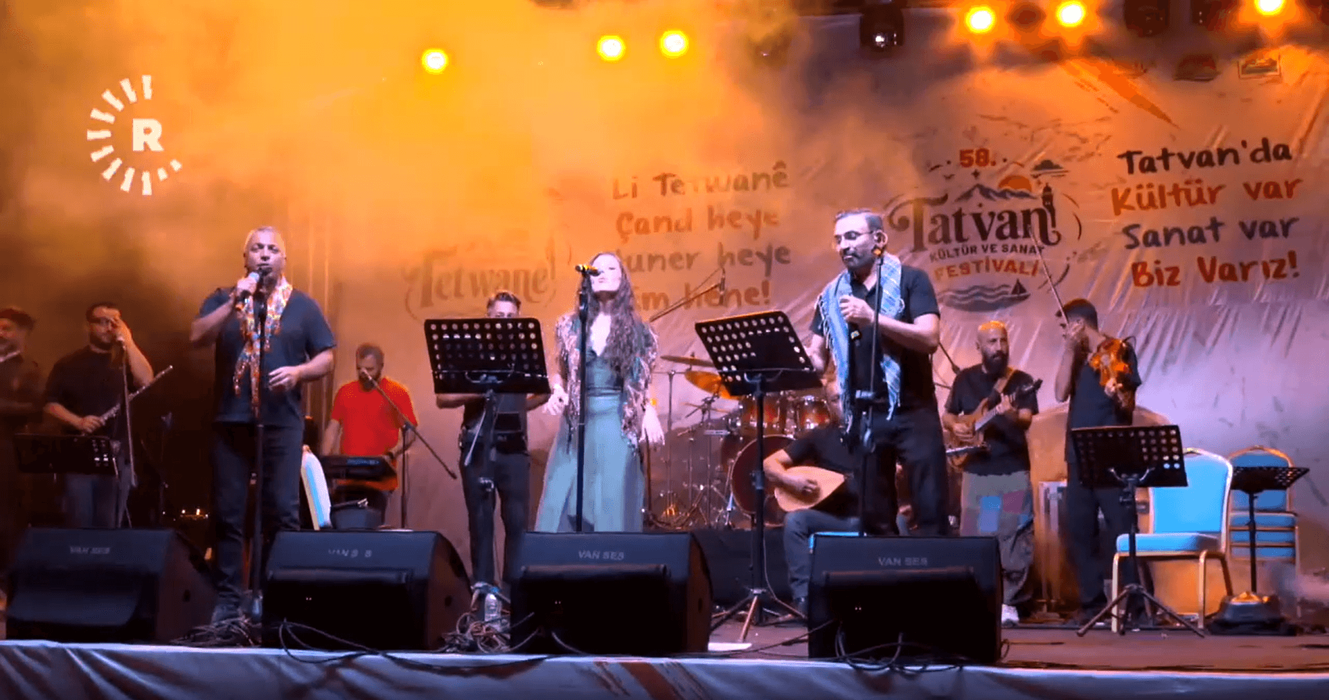 Tatvan Kültür ve Sanat Festivali ikinci gününde binlerce kişiyi buluşturdu
