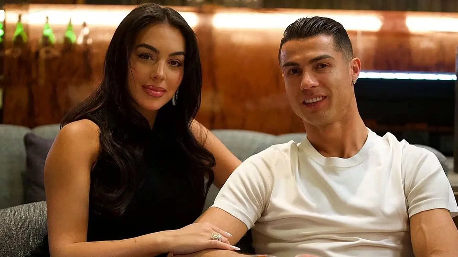 Yılın düğününe geri sayım: Cristiano Ronaldo ve Georgina Rodriguez evleniyor!