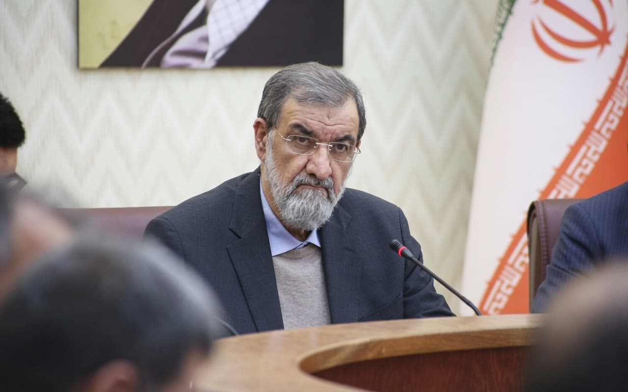 Muhsin Rızai: Hürmüz Boğazı'nda ikinci bir deniz koridoruna izin vermeyeceğiz