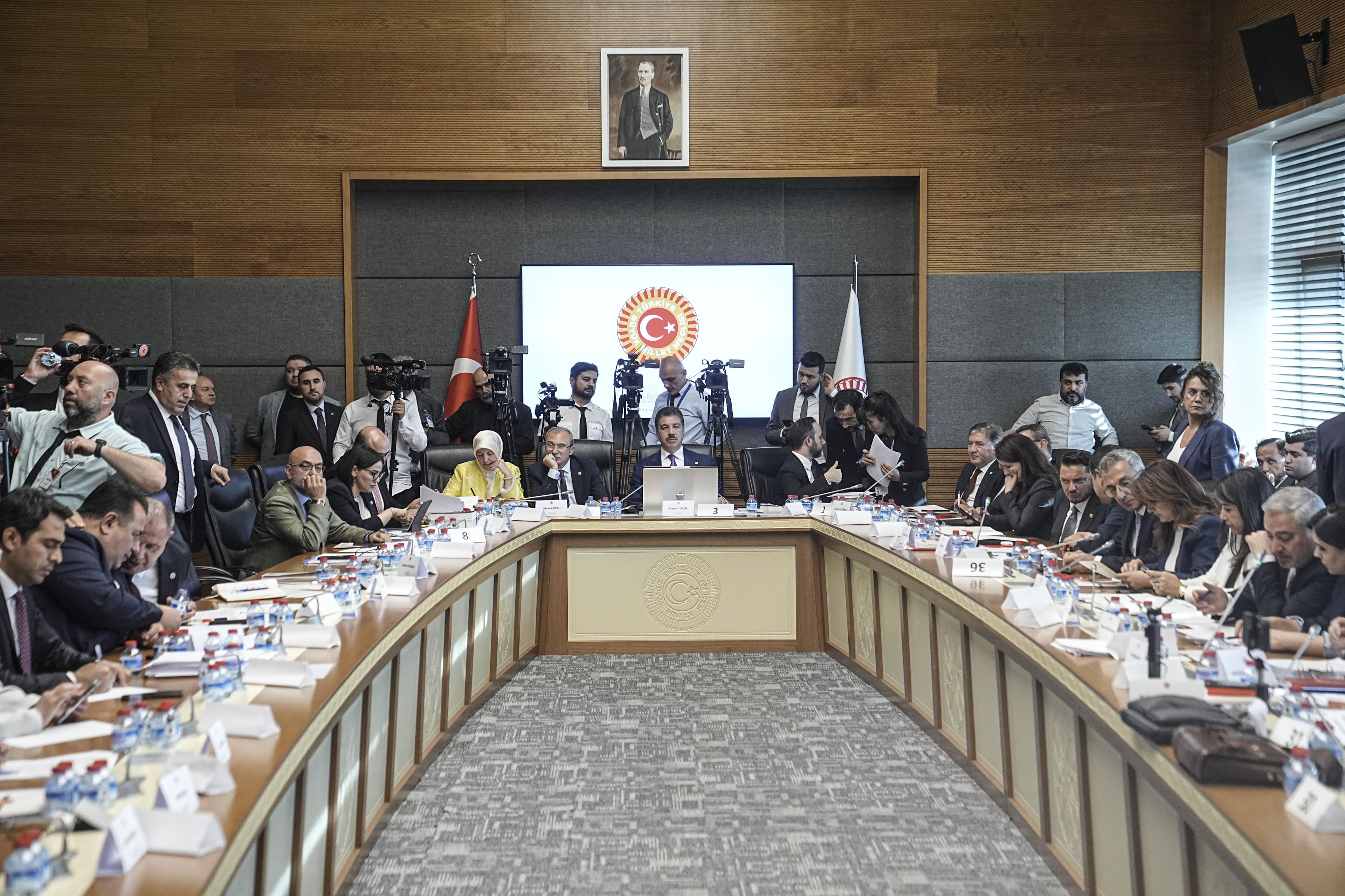 Justice committee of Turkey’s parliament approves Kurdish peace process bill