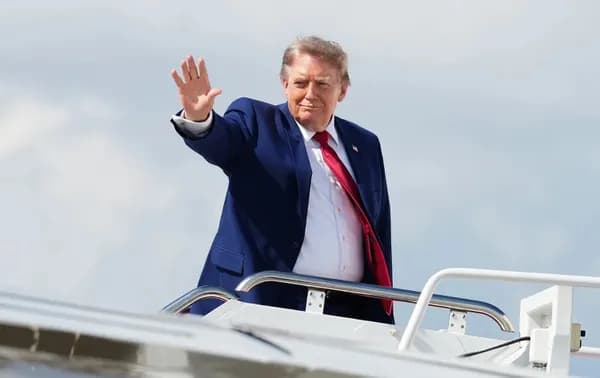 Trump'tan, Tahran’ın savaş tazminatı talebine yanıt: Son 50 yılda öldürdüklerinizin tazminatını ödeyin