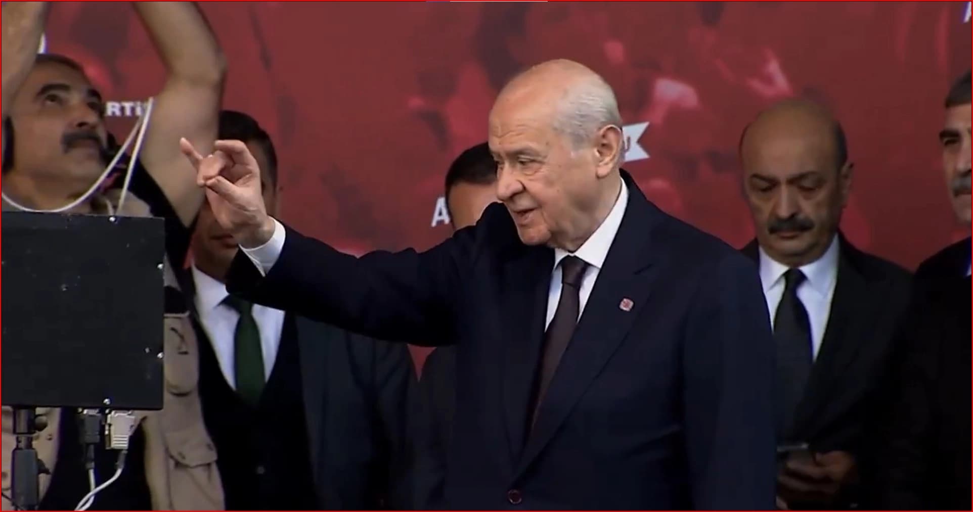 Bi fermana Bahçelî stranek hat amadekirin: ‘Tirkiyeya Bêteror ji cîhanê re deng e’
