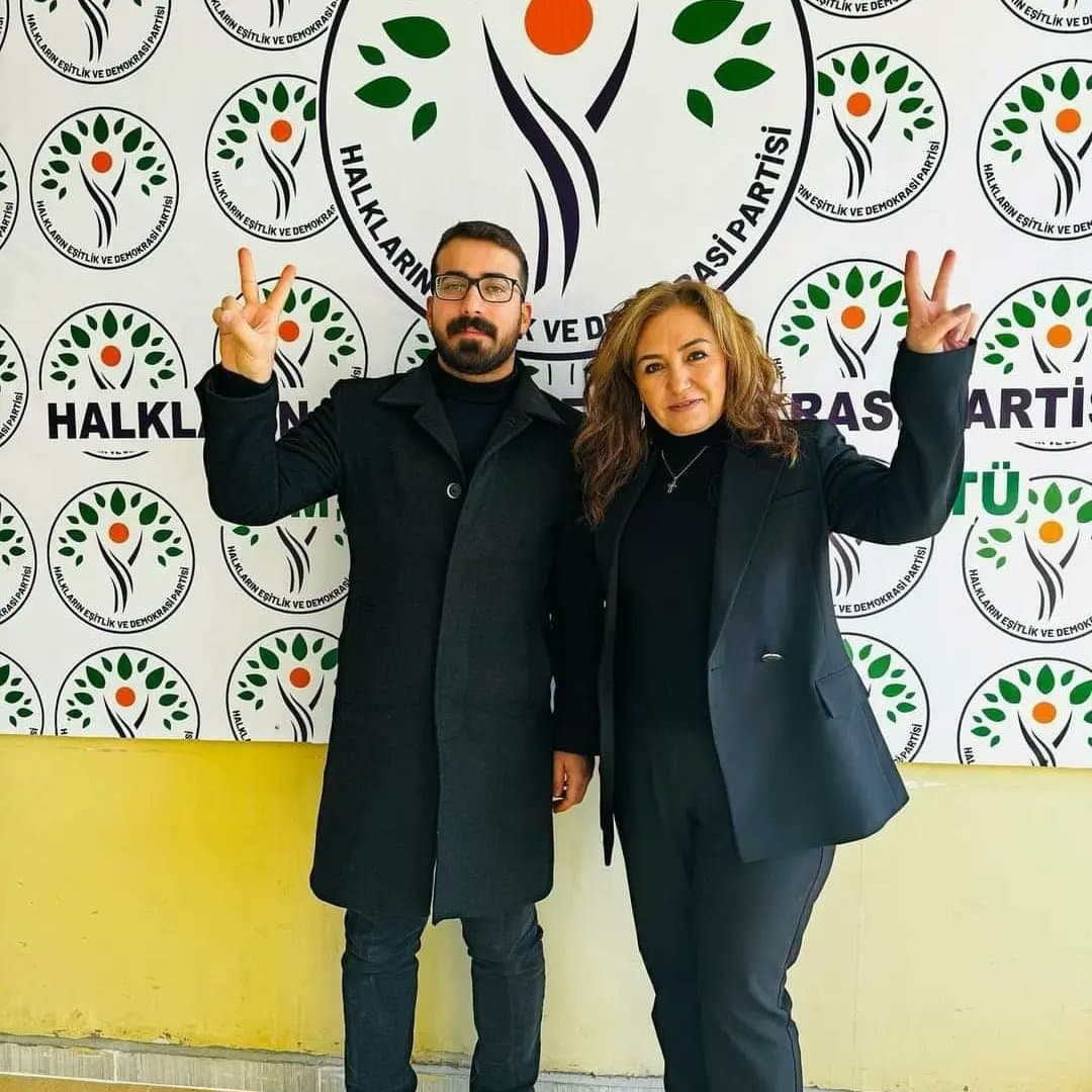 DEM Parti’den seçilen İdil Belediye Başkanı Türkan Kayır AK Parti’ye katıldı
