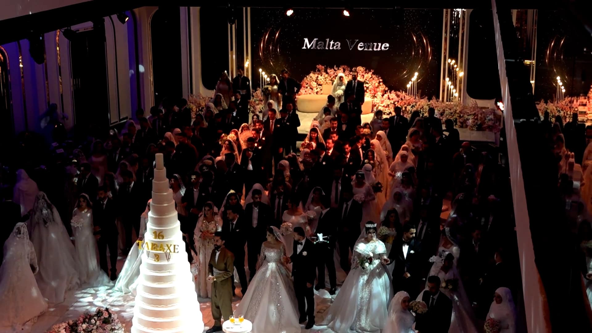 Mass wedding unites 900 brides and grooms in northern Kurdistan