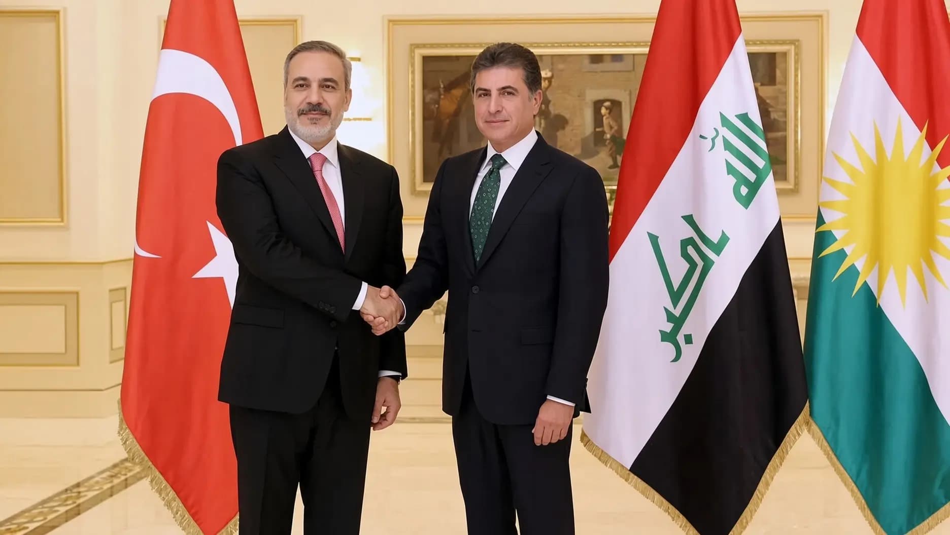 Hakan Fîdan bi Nêçîrvan Barzanî û Mesrûr Barzanî re rûdanên dawî nirxandin