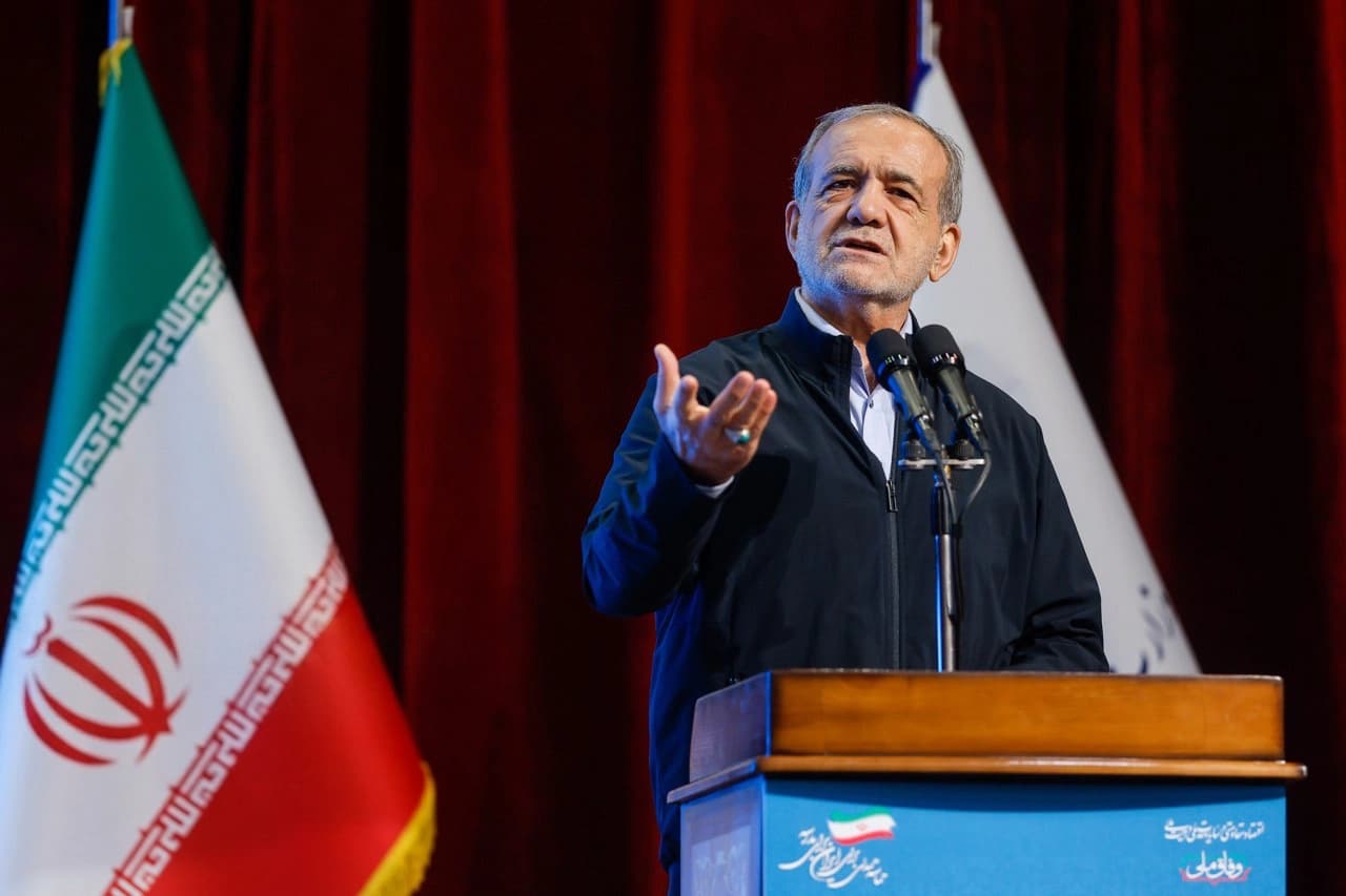 Pezeshkian government pushes back against conservative bill restricting foreign academic ties